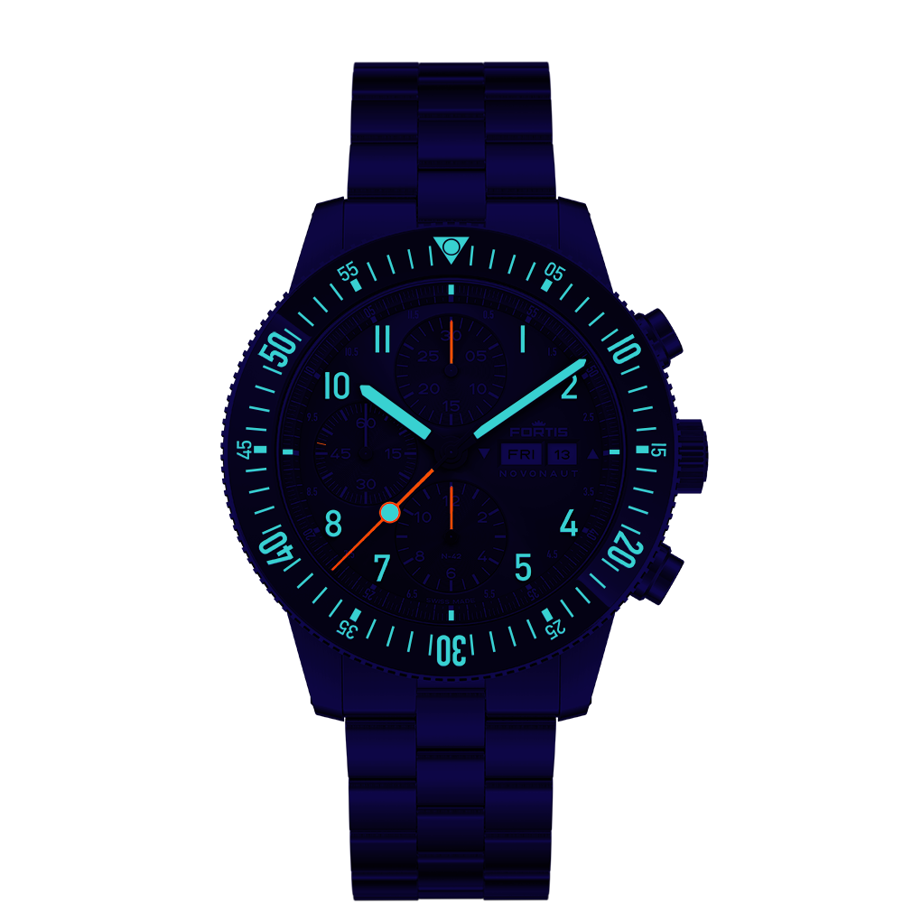 Fortis Novonaut N-42 Cobald Blue auf Block Bracelet