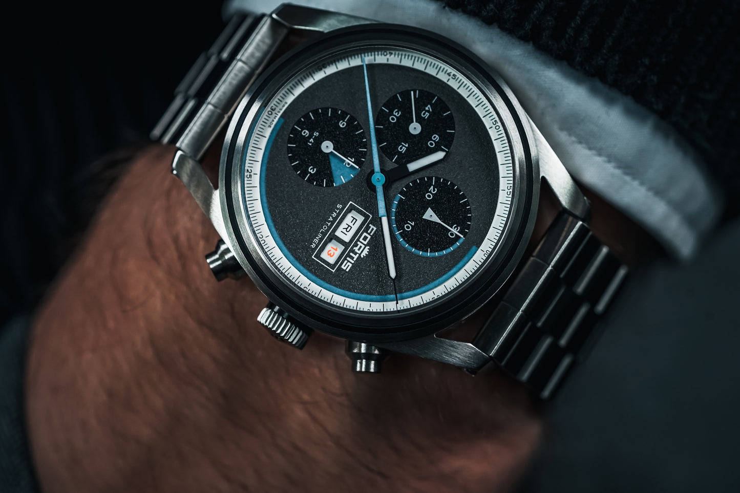 Fortis Stratoliner S-41 Cosmic Gray auf Block Brackelet