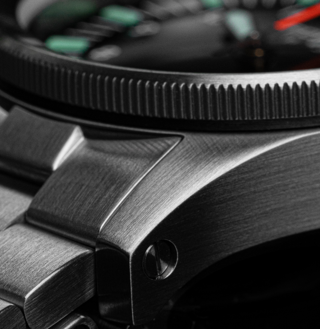 Fortis Flieger F-39 auf Block Bracelet