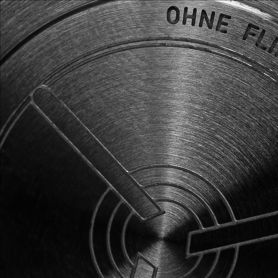 Fortis Flieger F-43 Bicompax Black auf Aviator Band