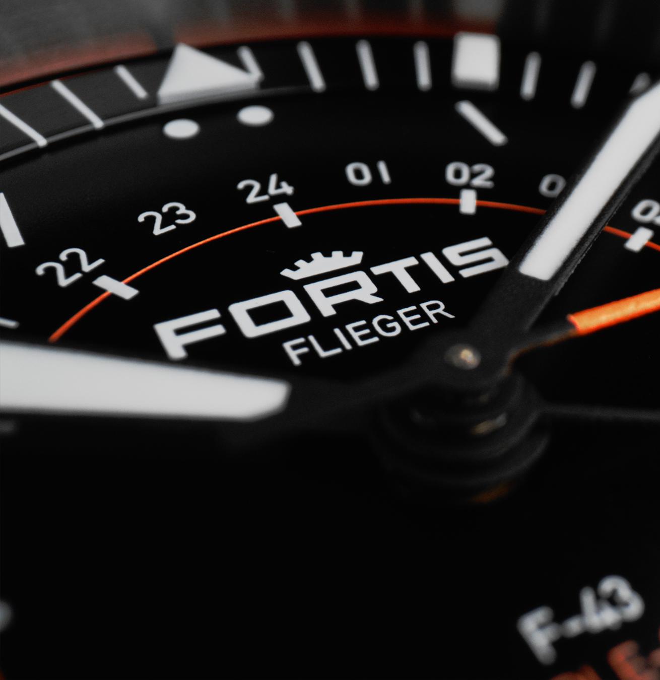 Fortis Flieger F-43 Triple-GMT Original auf Block Bracelet