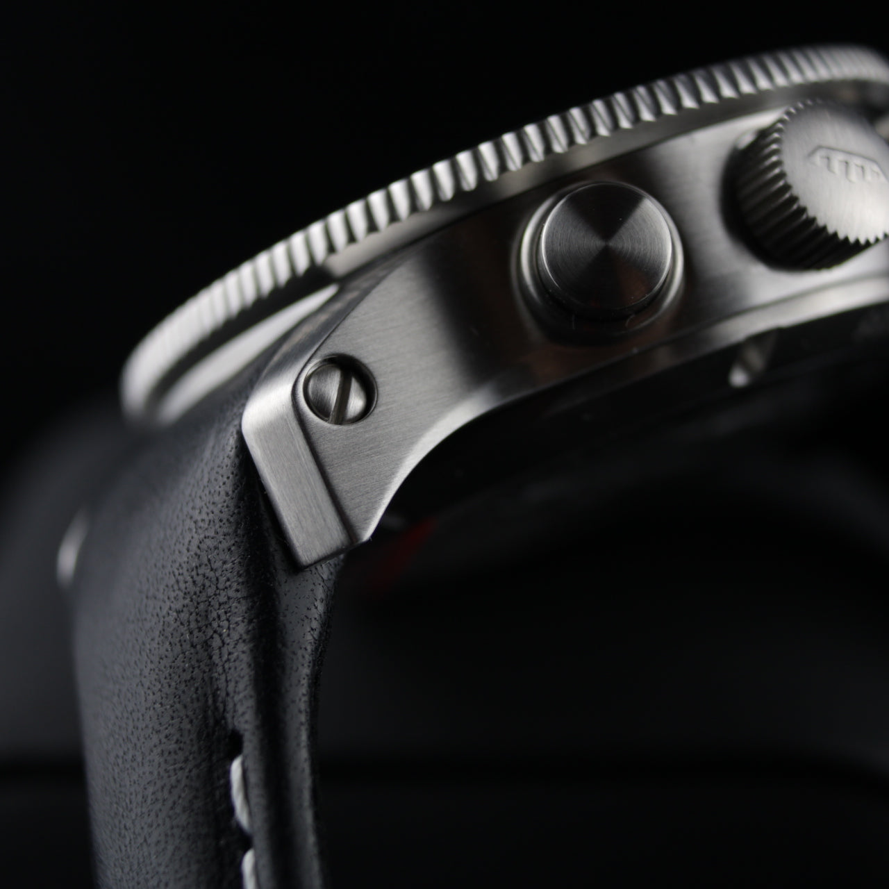 Fortis B-42 integrated Hybrid Strap Gray | 20mm