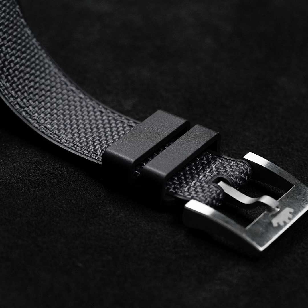 Fortis B-42 integrated Hybrid Strap Gray | 20mm
