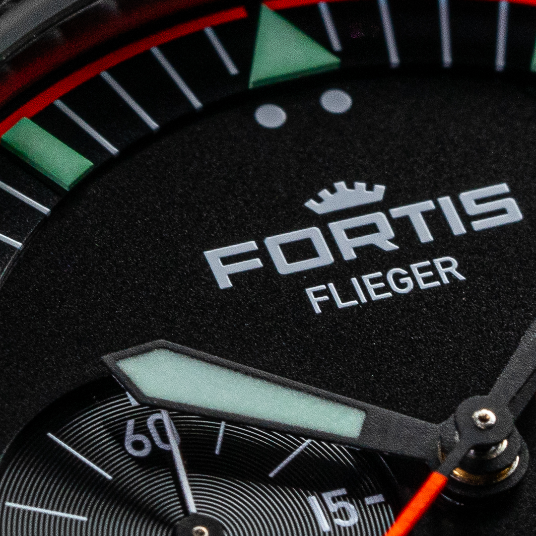 Fortis Flieger F-43 Bicompax auf Aviator Band